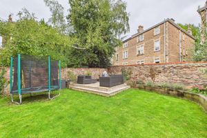 Garden - click for photo gallery